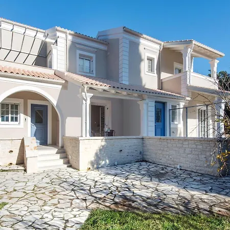 Nancy Luxury Lägenhet Kassiopi
