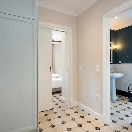 Nancy Luxury Apartament Kassiopi