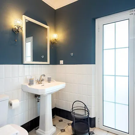 Nancy Luxury Apartament Kassiopi